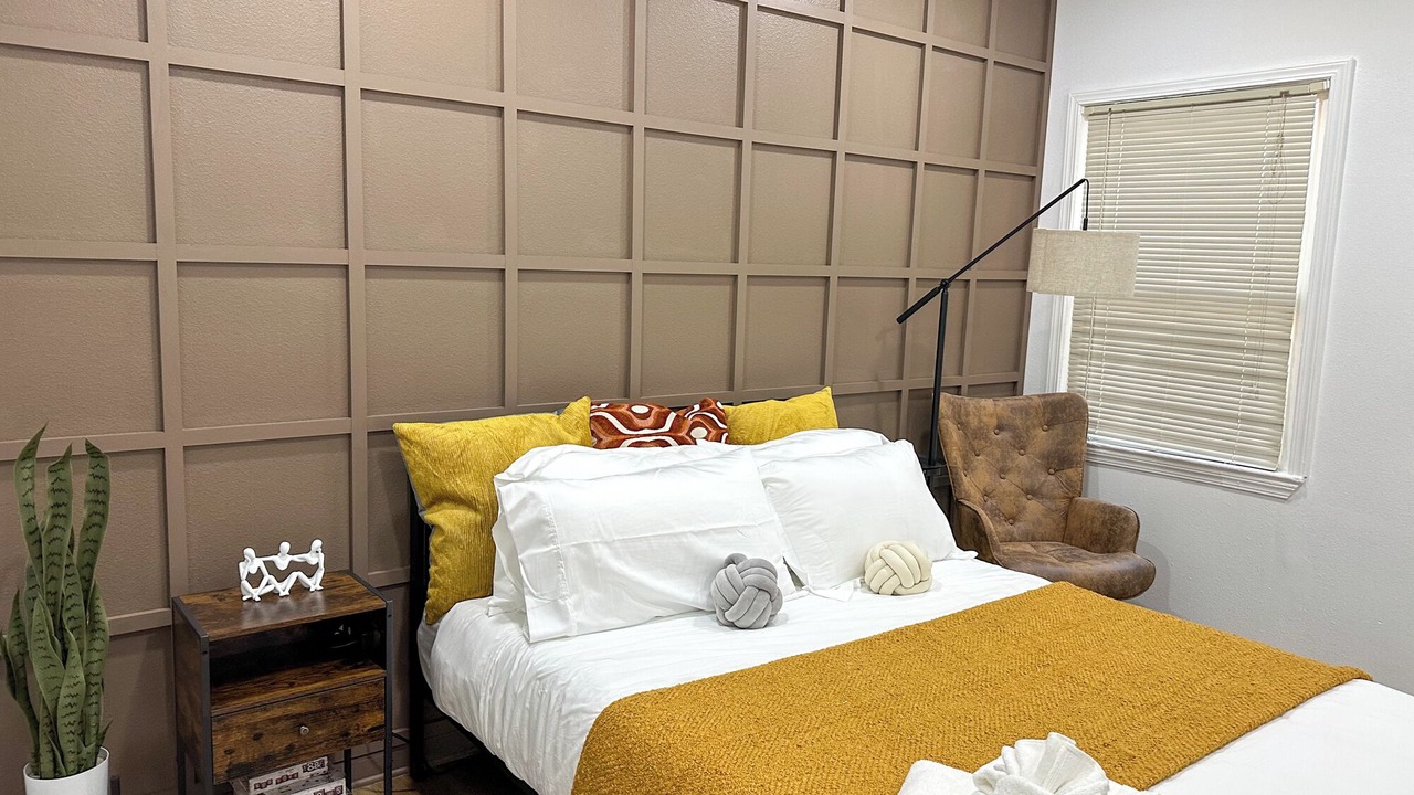 Photo of Bedroom in Florence-Graham