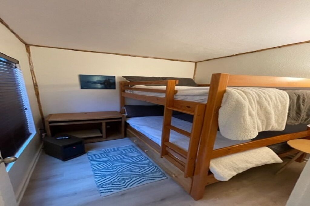 Photo of Bedroom in Big Bear City