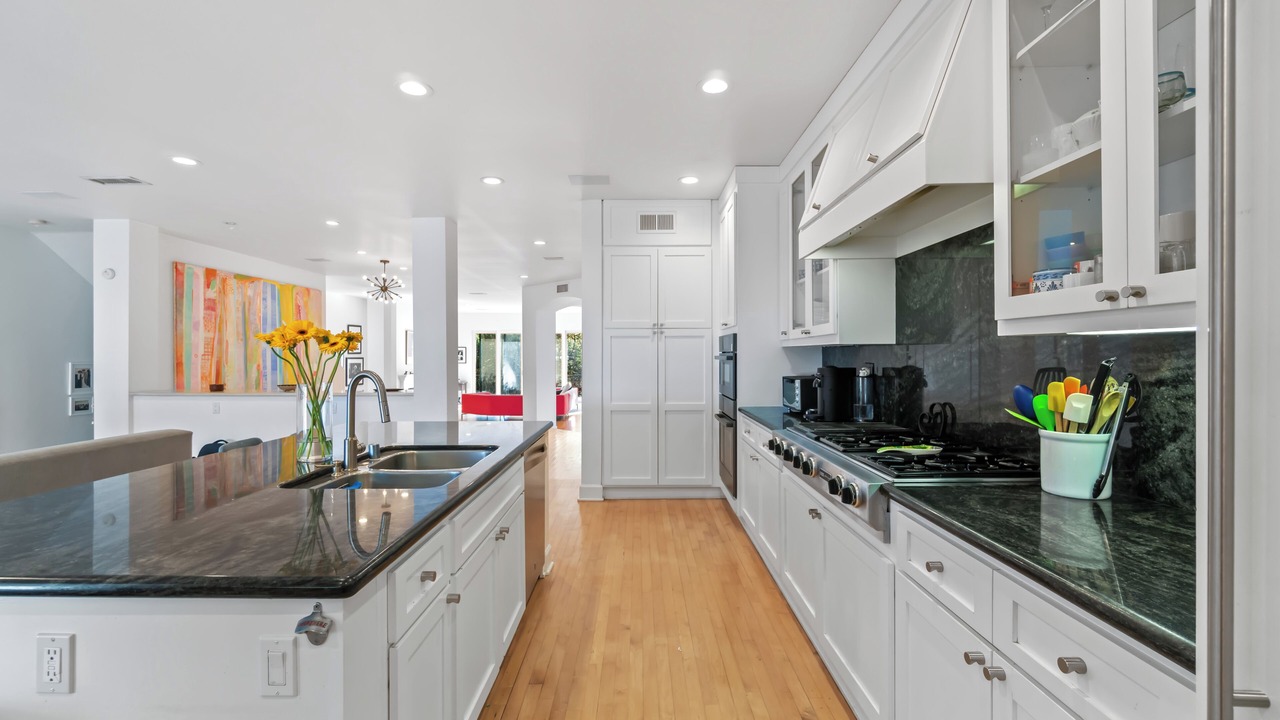 Photo of Kitchen in Silver Strand