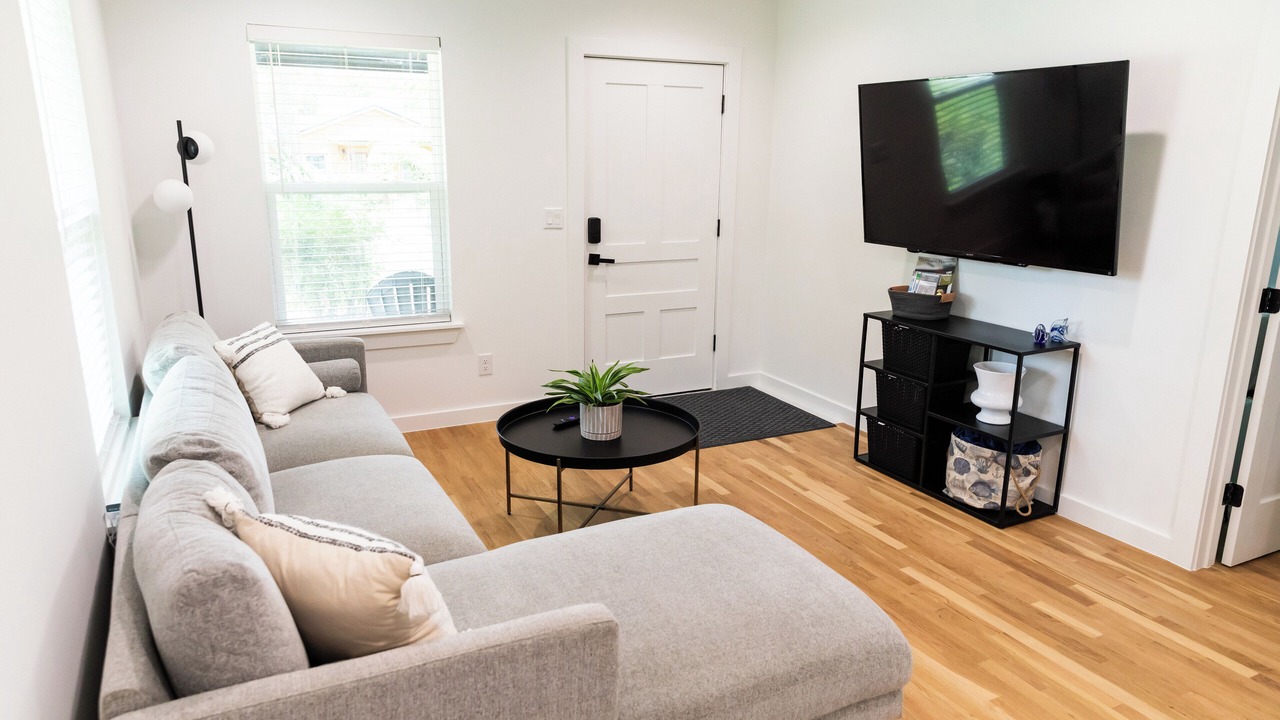 Photo of Livingroom in East Pensacola Heights