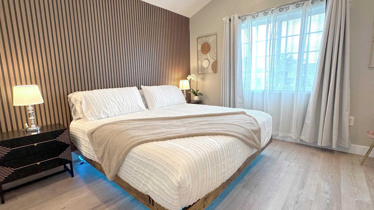 Photo of Bedroom in Sherwood Forest and Thistle Development