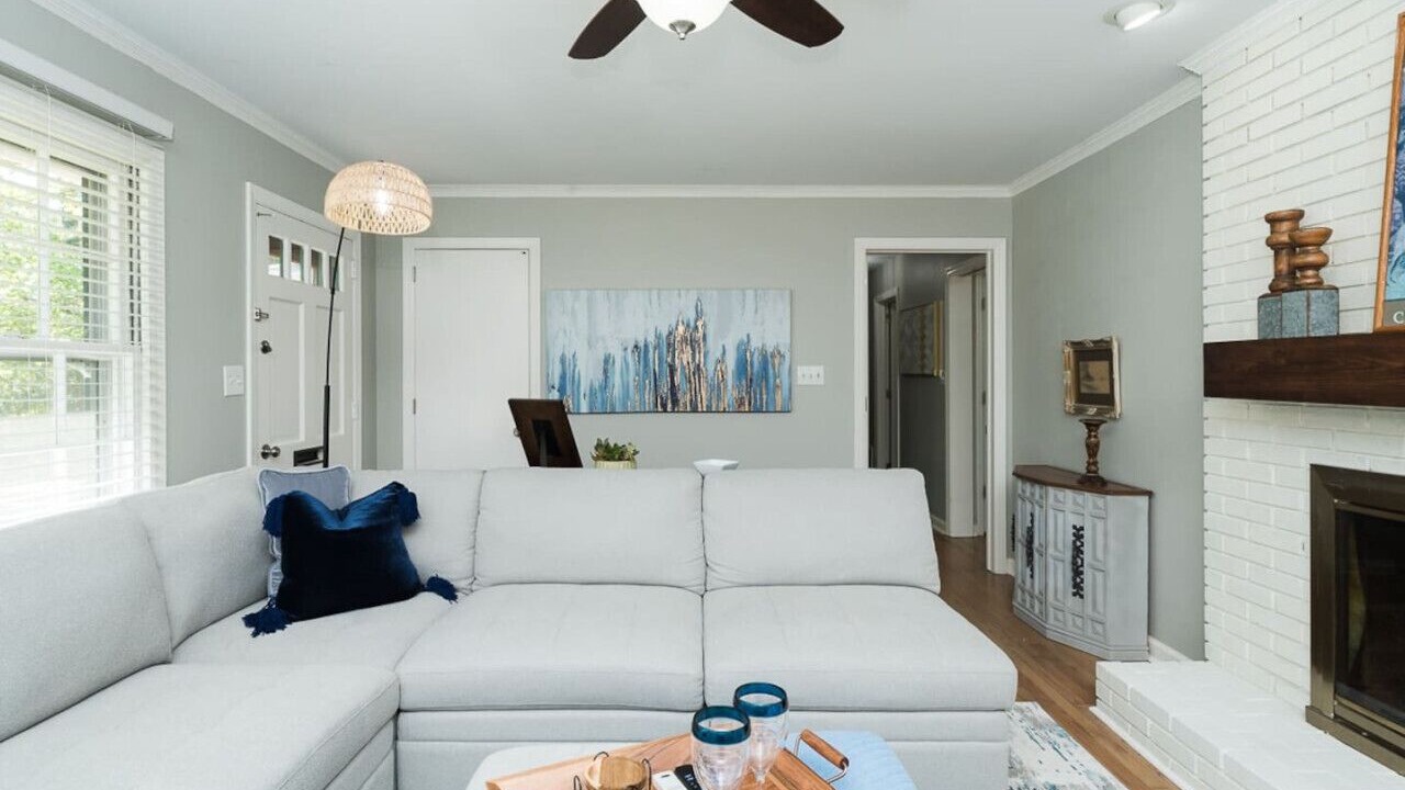 Photo of Livingroom in Cary