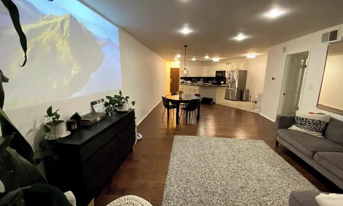 Photo of Livingroom in Hollywood Hills