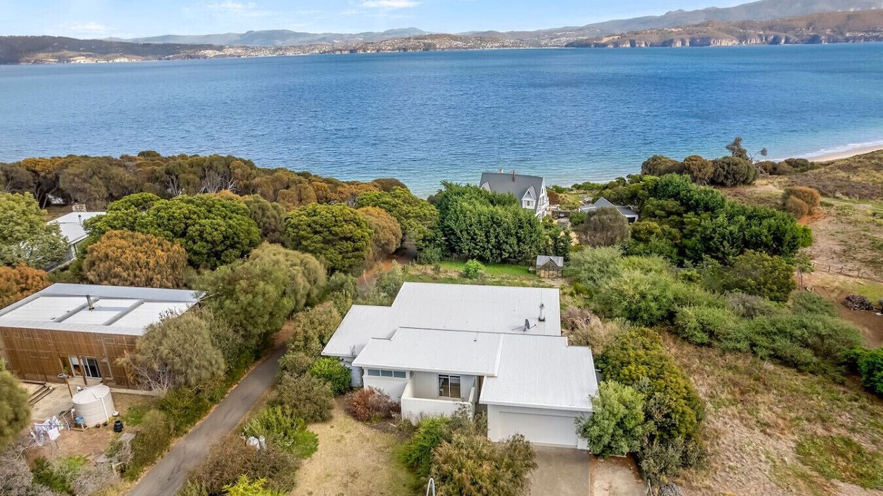 Photo of Outdoor in Opossum Bay