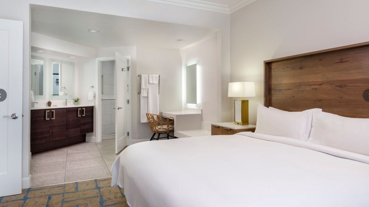 Photo of Bedroom in Newport Coast