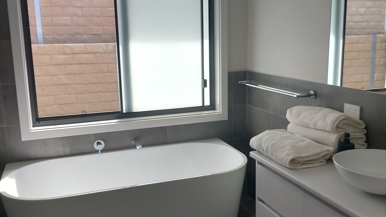 Photo of Bathroom in Worrolong