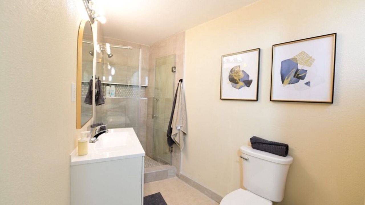 Photo of Bathroom in Serra Mesa