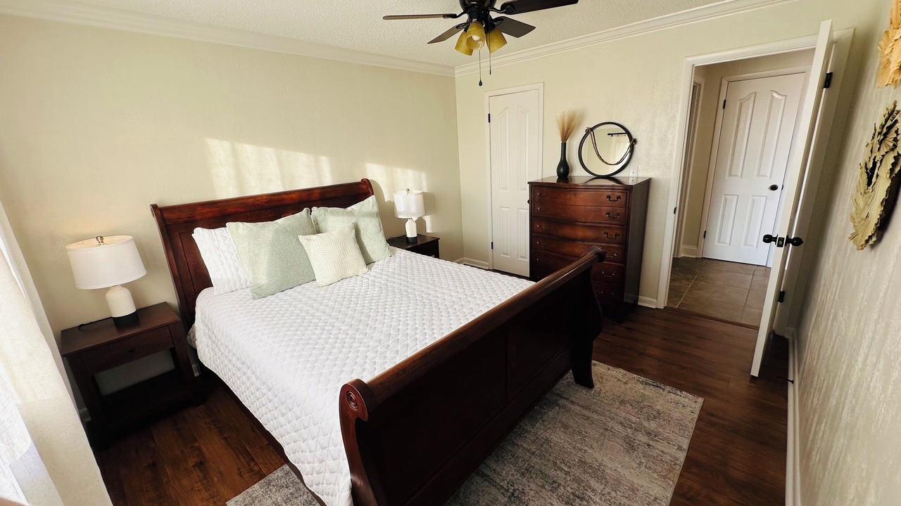 Photo of Bedroom in Rogersville