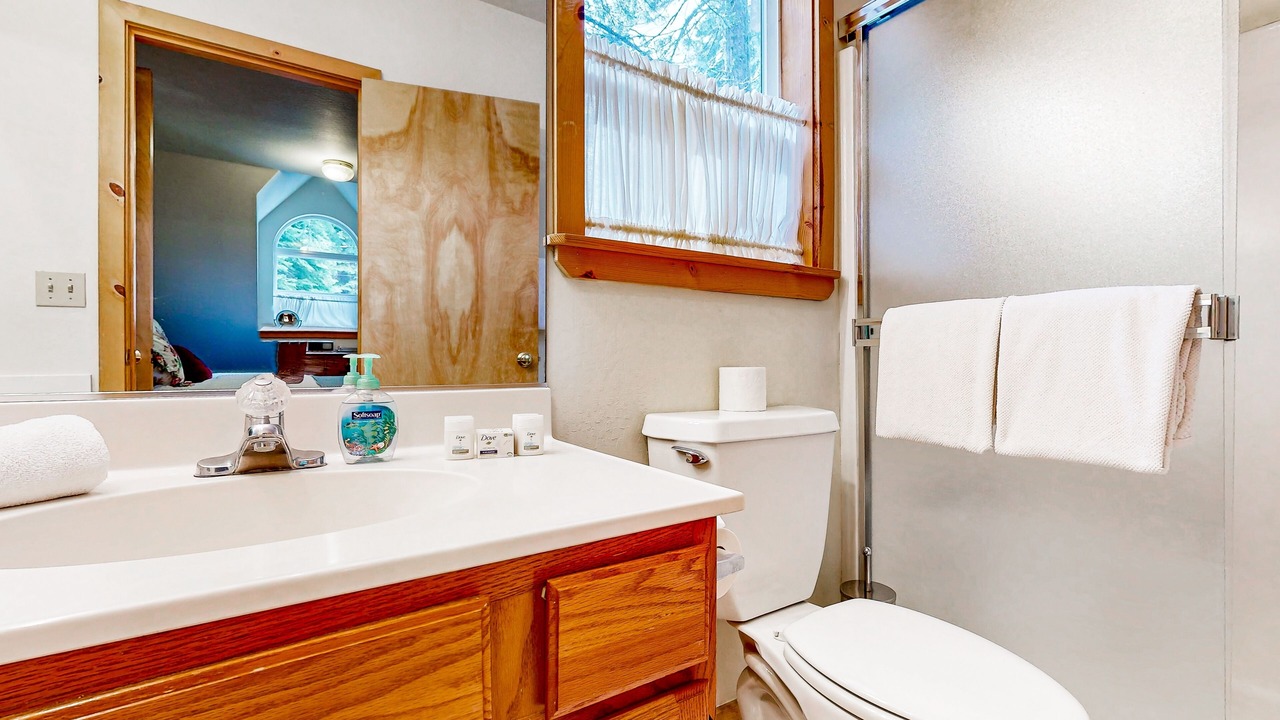 Photo of Bathroom in Tahoe Pines