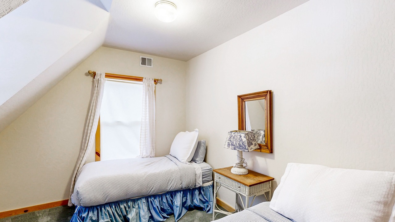 Photo of Bedroom in Tahoe Pines