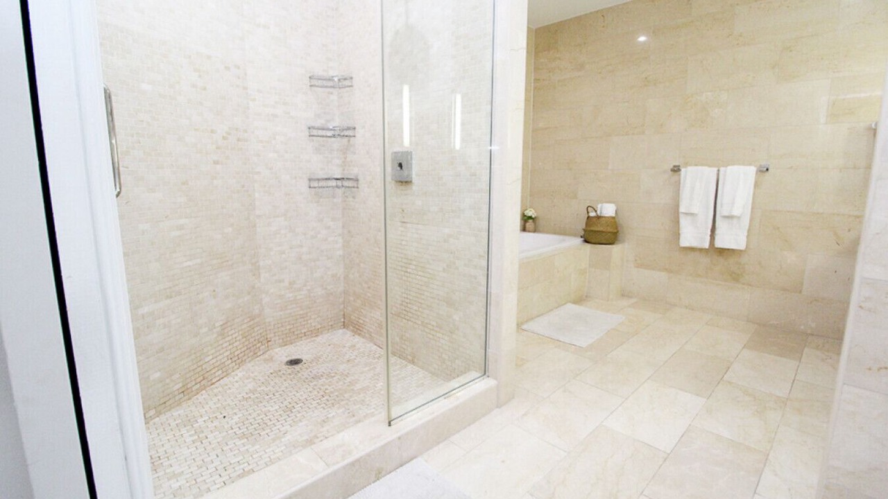 Photo of Bathroom in Bahamia West