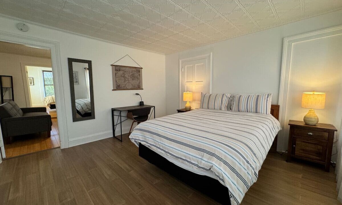 Photo of Bedroom in Communipaw