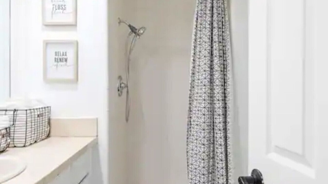 Photo of Bathroom in Valley Village
