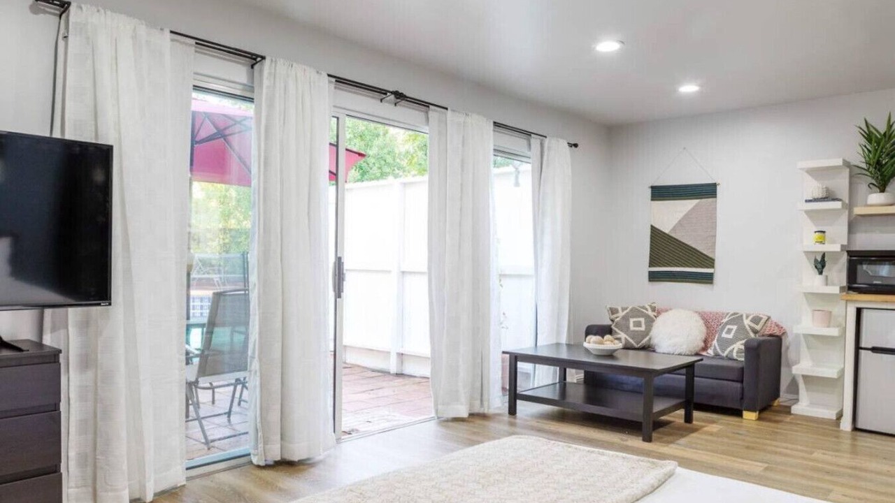 Photo of Bedroom in Valley Village