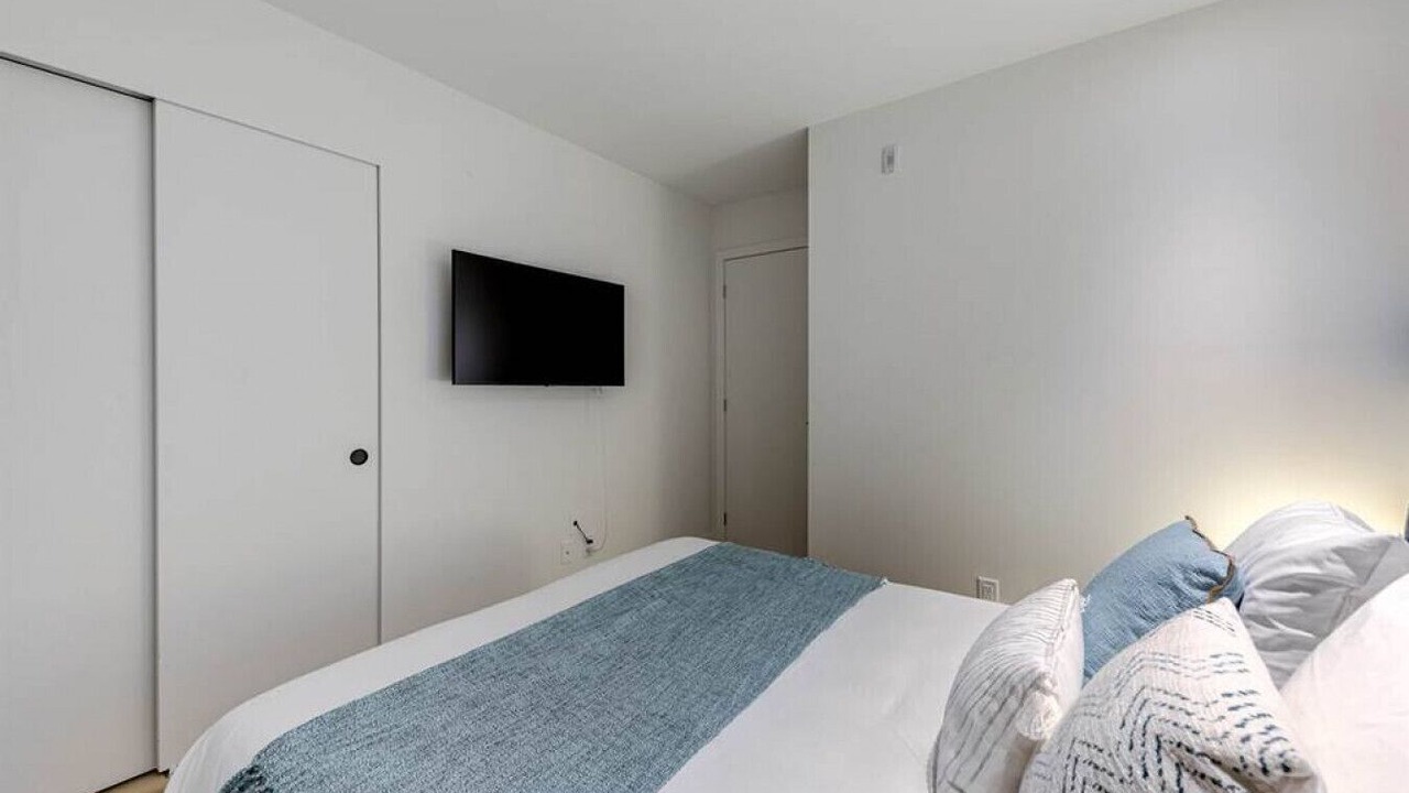 Photo of Bedroom in Baie-St-Paul