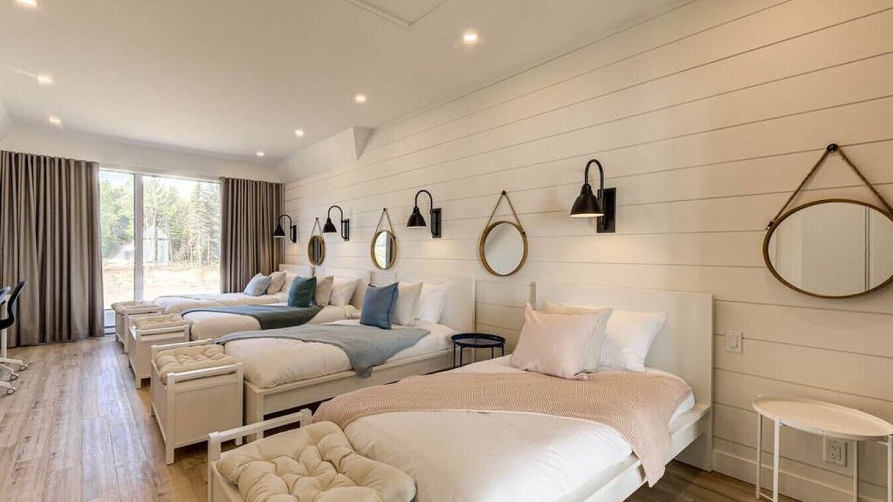 Photo of Bedroom in Baie-St-Paul