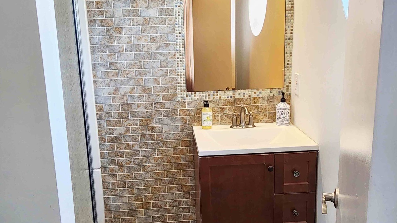 Photo of Bathroom in Osbornsville