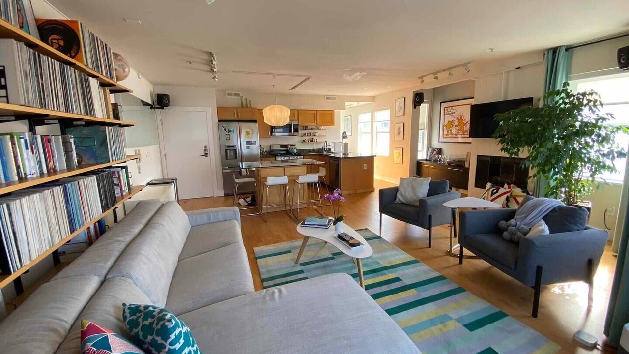 Photo of Livingroom in Lower Haight