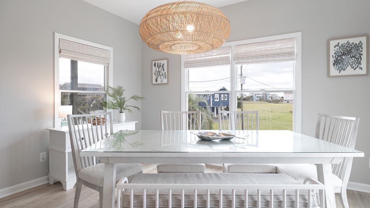 Photo of Livingroom in The Point