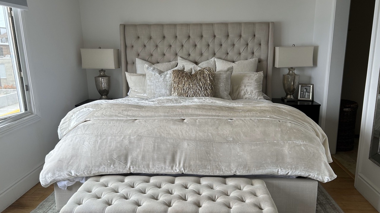 Photo of Bedroom in Balboa Peninsula