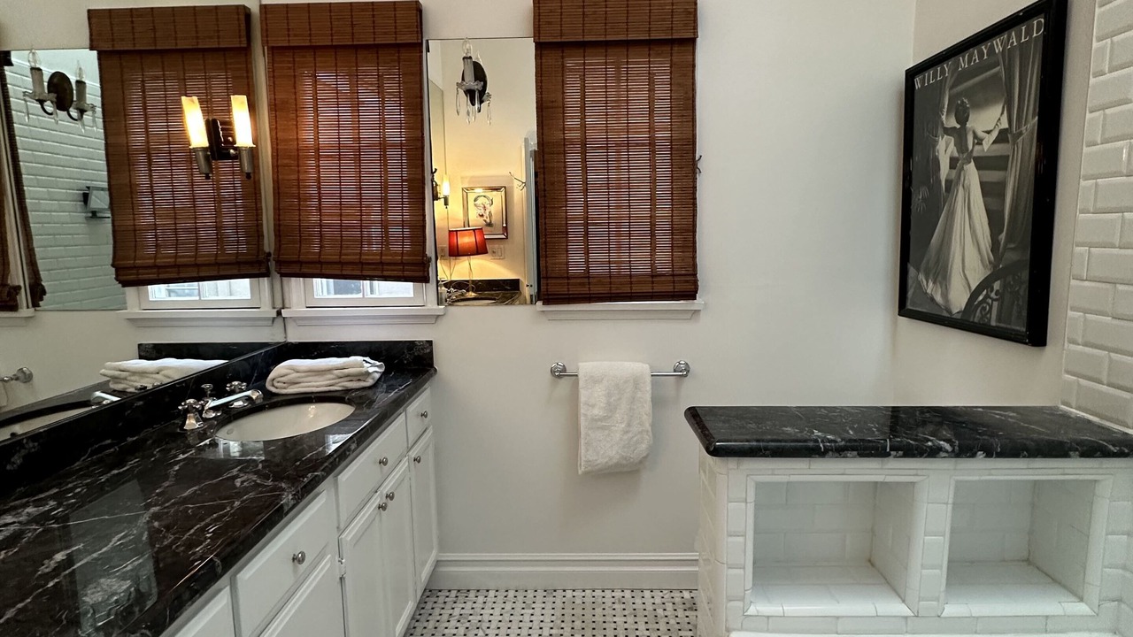 Photo of Bathroom in Mid City