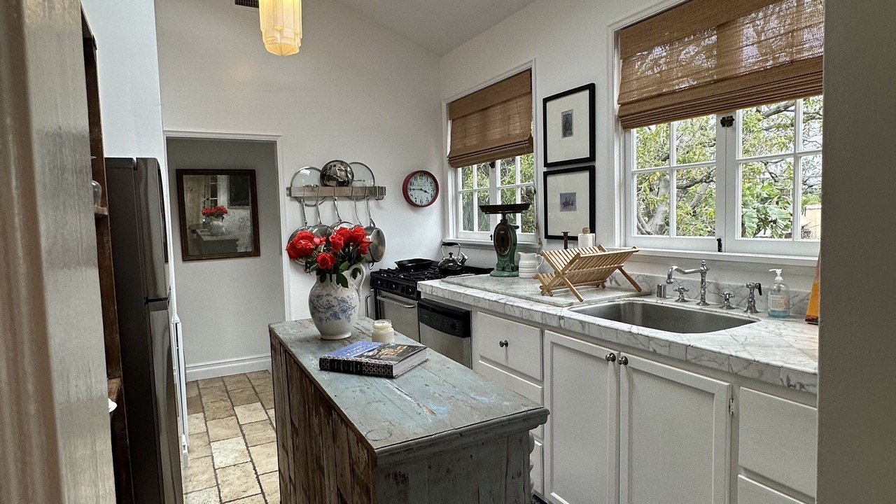 Photo of Kitchen in Mid City