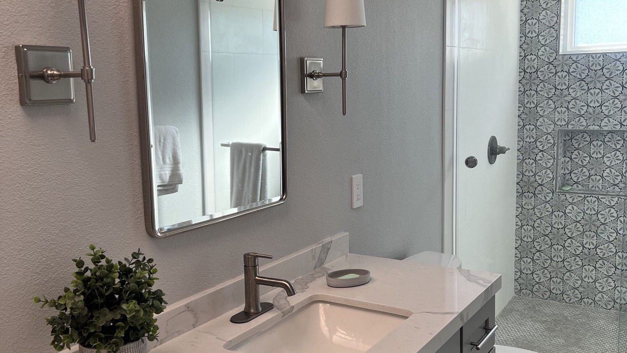 Photo of Bathroom in Lake Forest