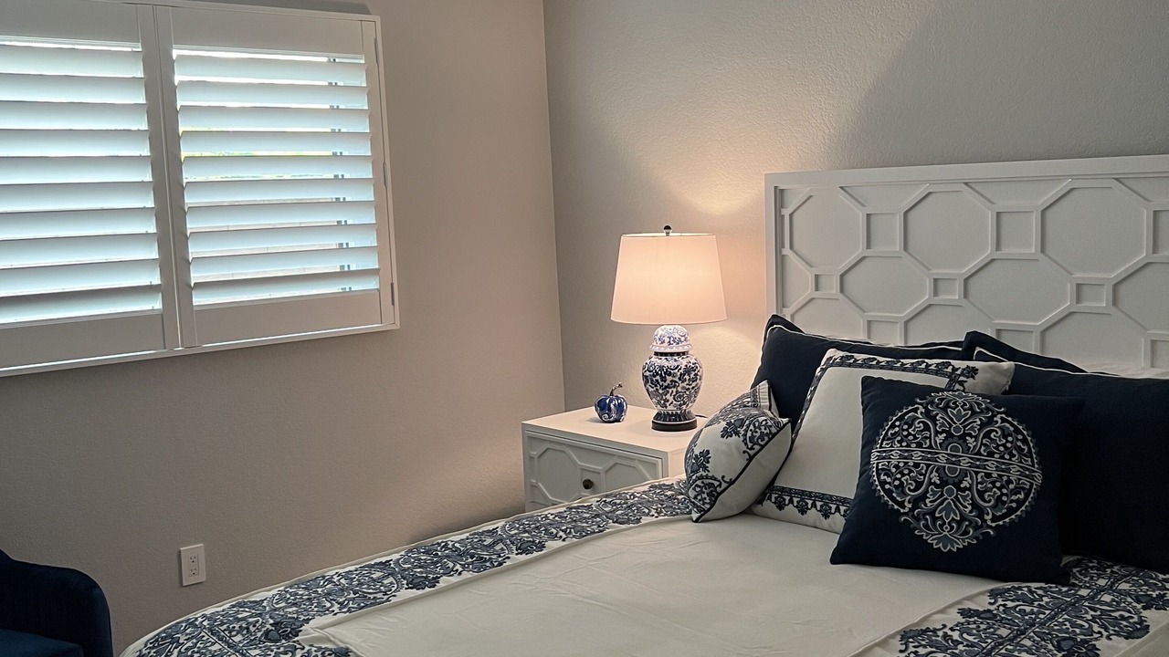 Photo of Bedroom in Lake Forest