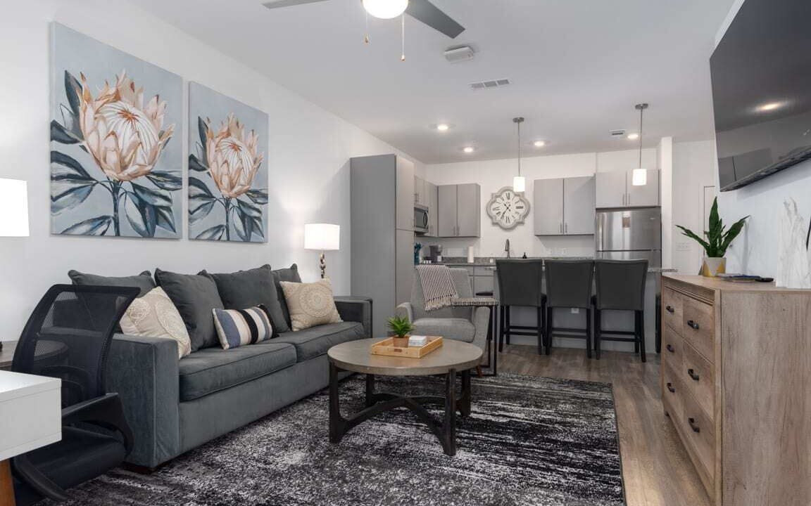 Photo of Livingroom in Pelham