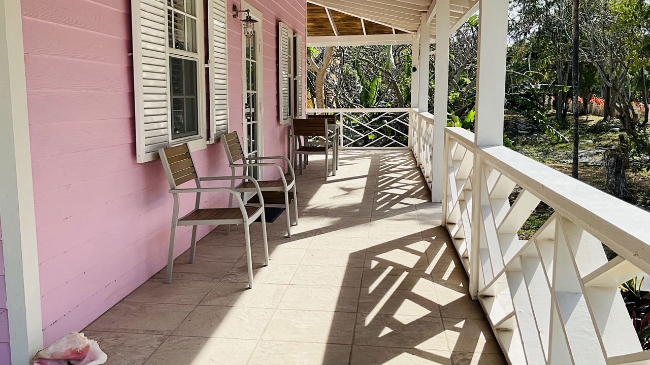 Photo of Patio Balcony in Great Exuma