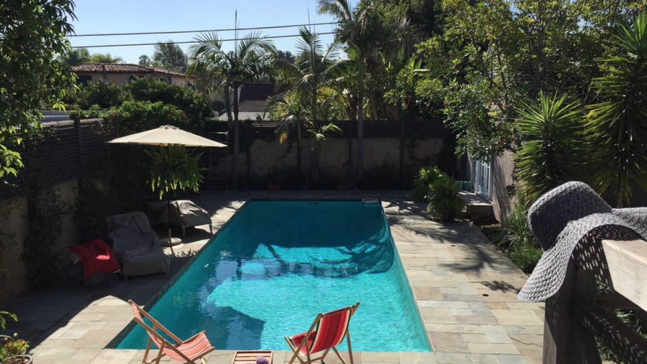 Photo of Outdoor in Mid-Wilshire