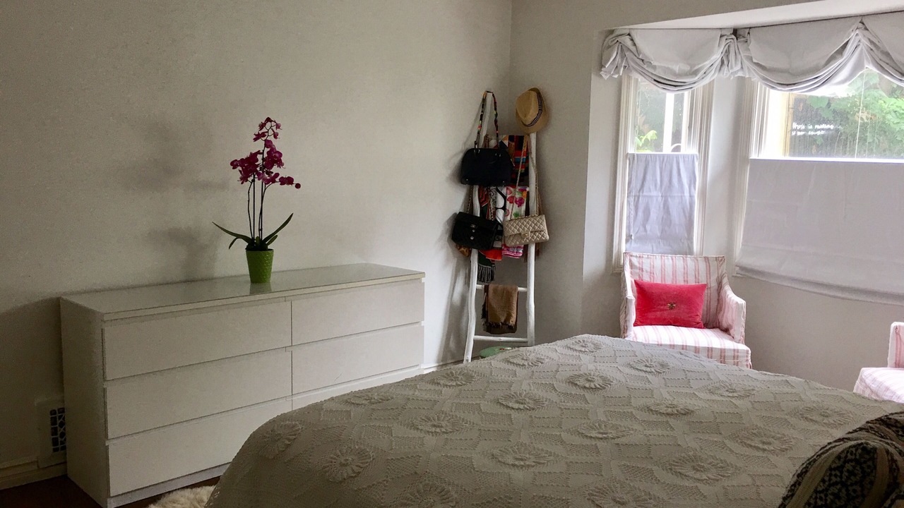 Photo of Bedroom in Mid-Wilshire