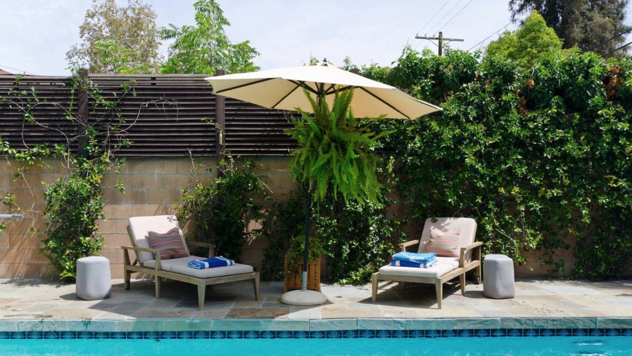 Photo of Outdoor in Mid-Wilshire