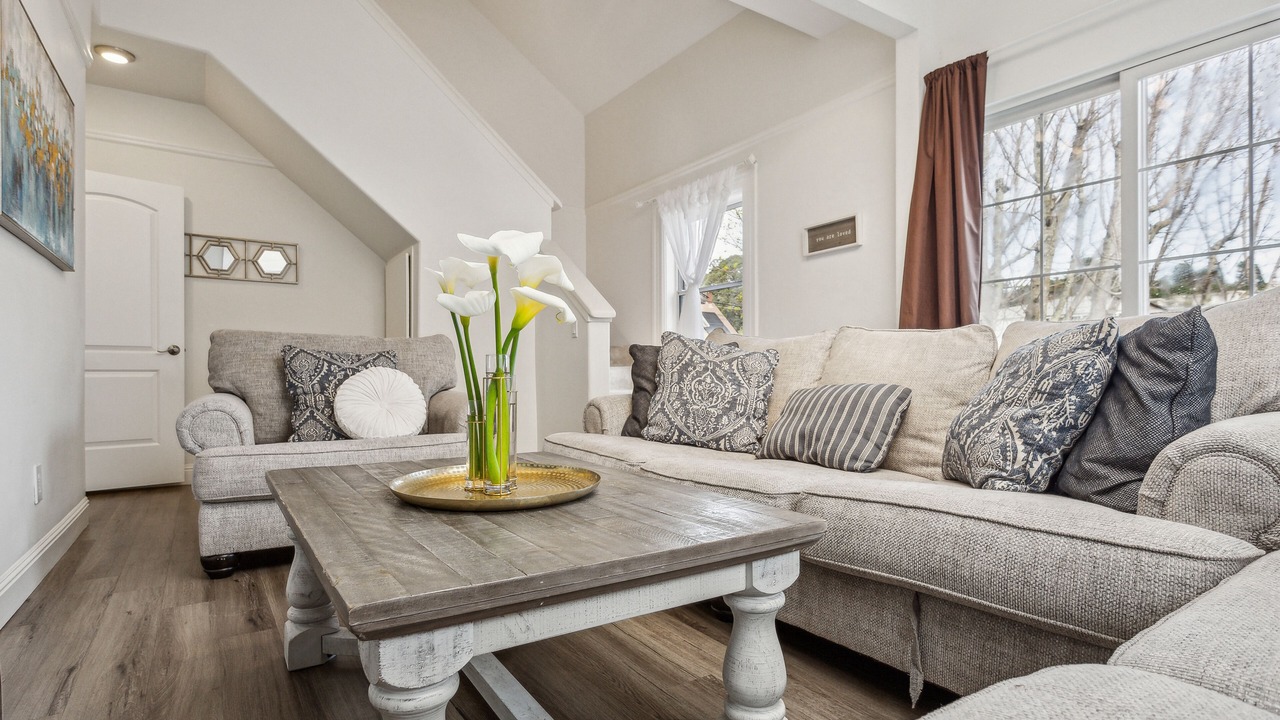 Photo of Livingroom in San Rafael