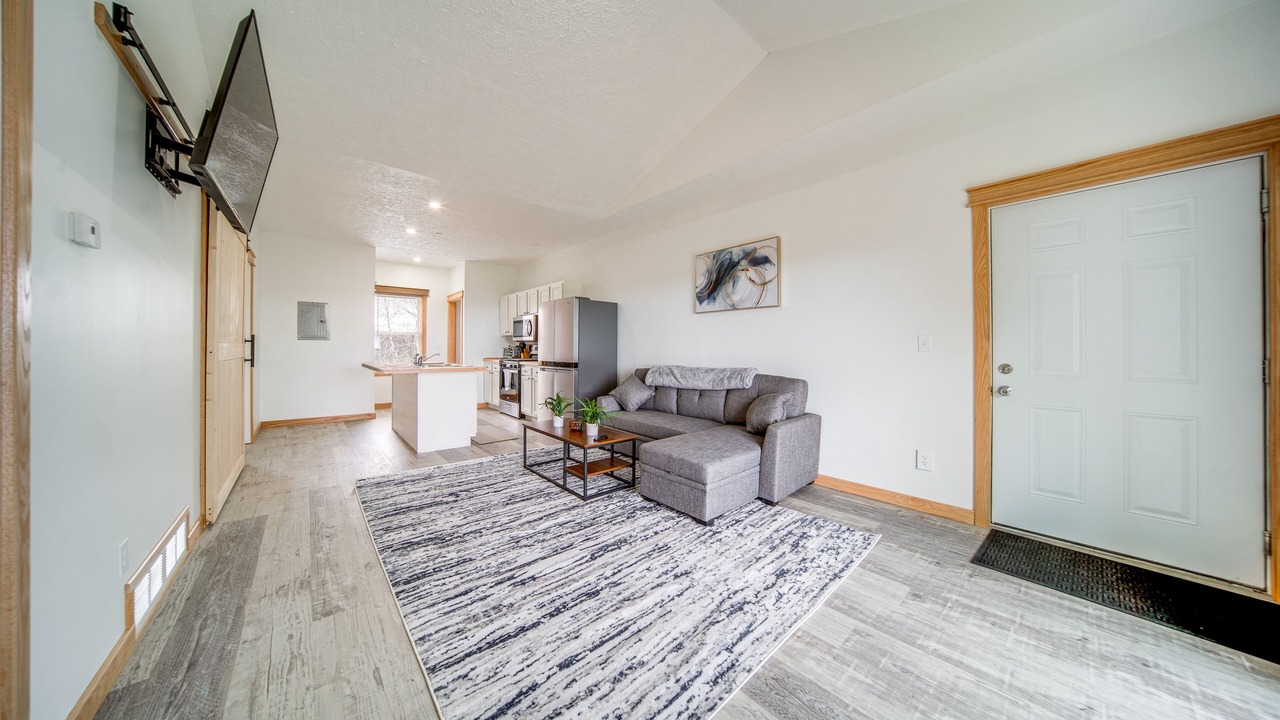 Photo of Livingroom in Erie