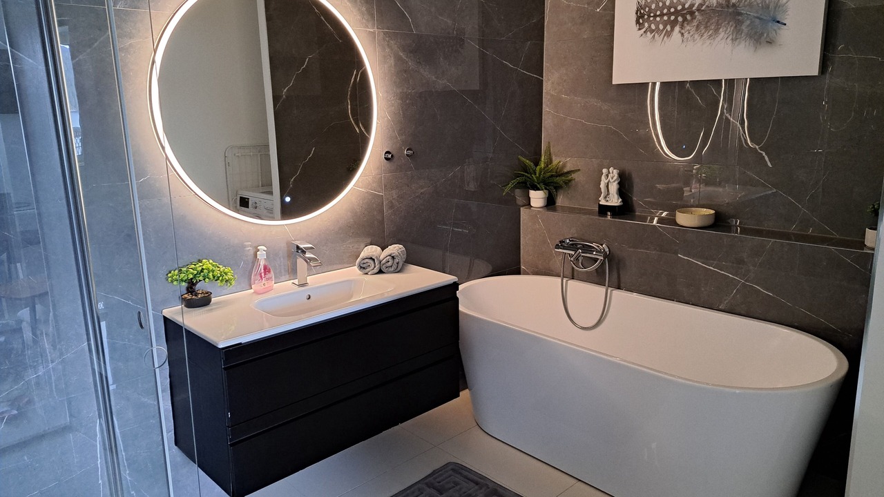 Photo of Bathroom in Asane