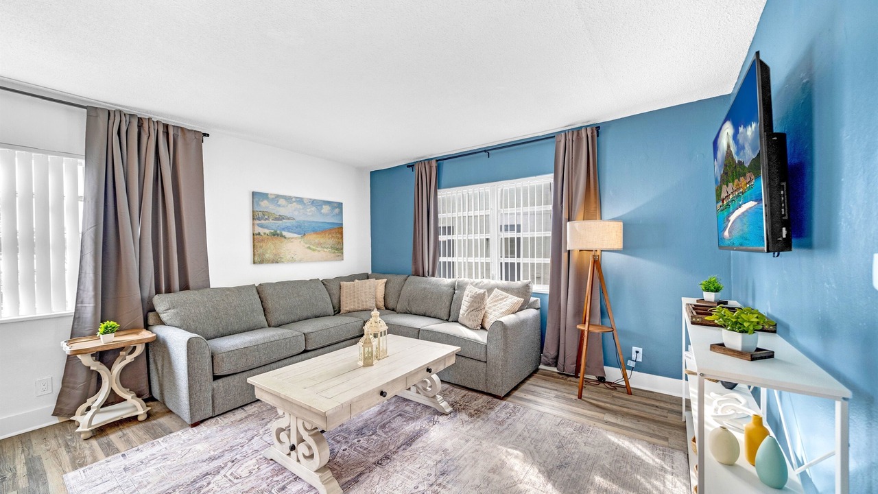 Photo of Livingroom in Survey Creek
