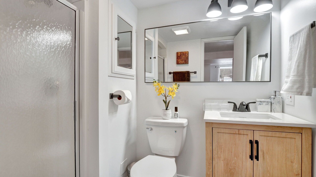 Photo of Bathroom in Ionia