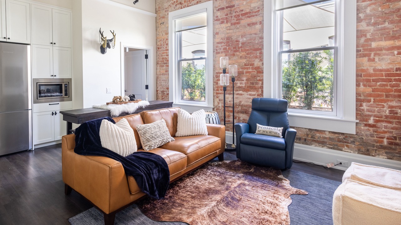 Photo of Livingroom in Downtown