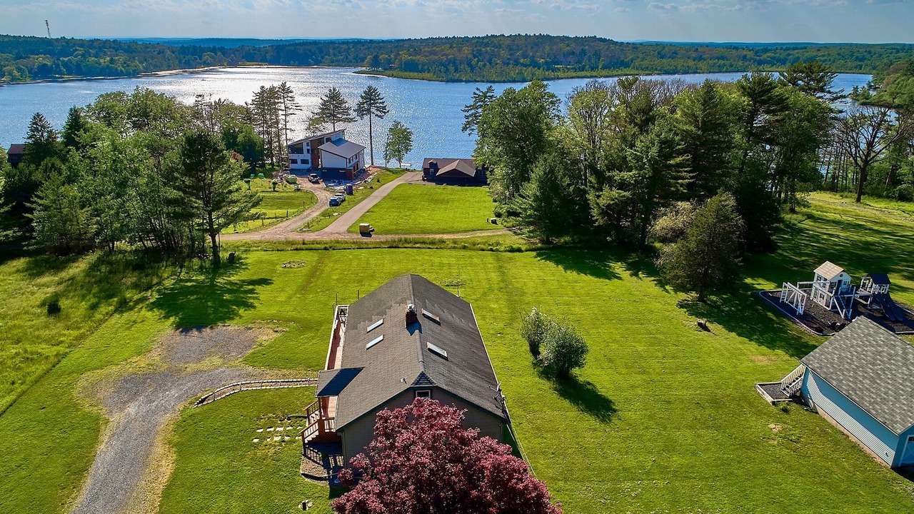Photo of Outdoor in Highland Lake