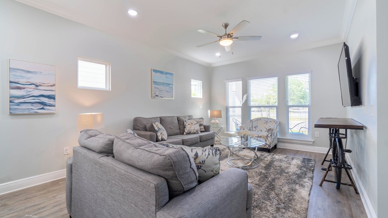 Photo of Livingroom in South Pensacola