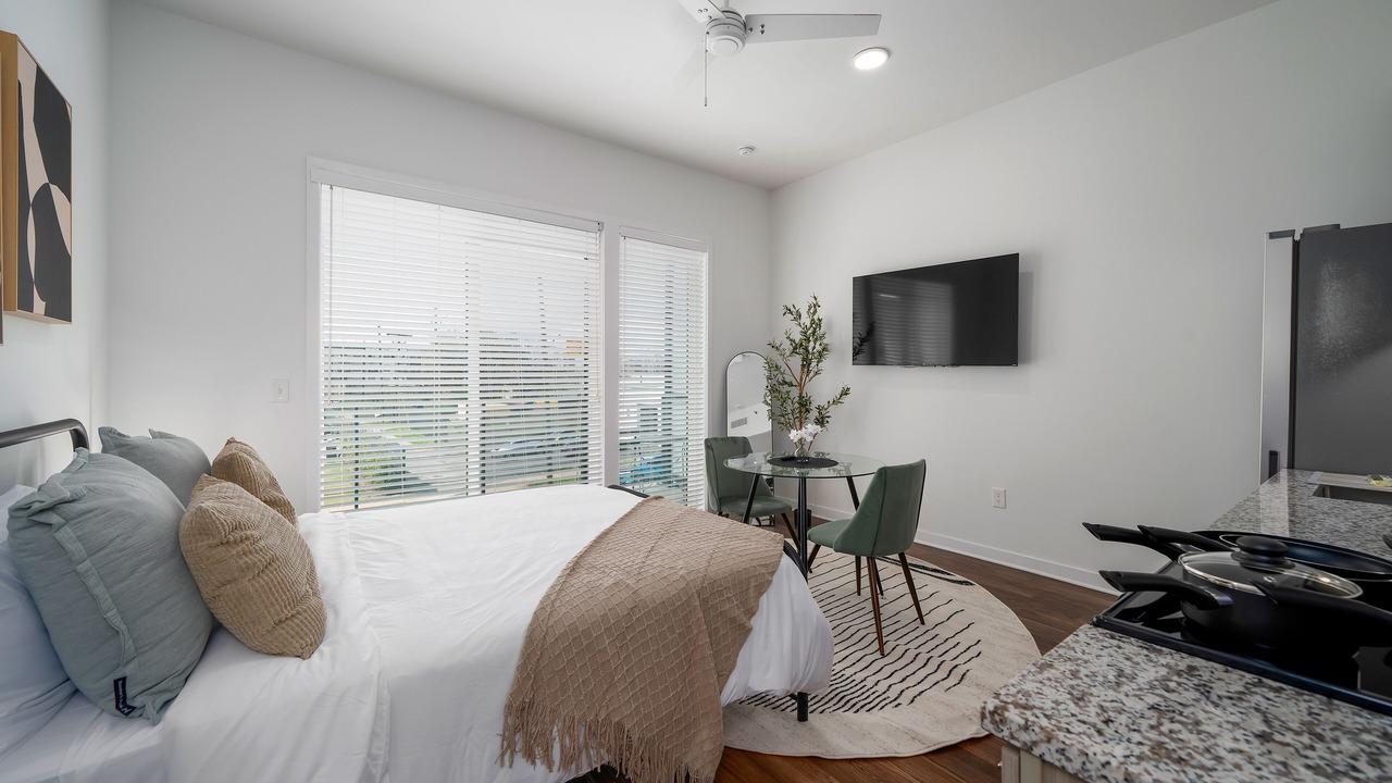 Photo of Bedroom in Avondale