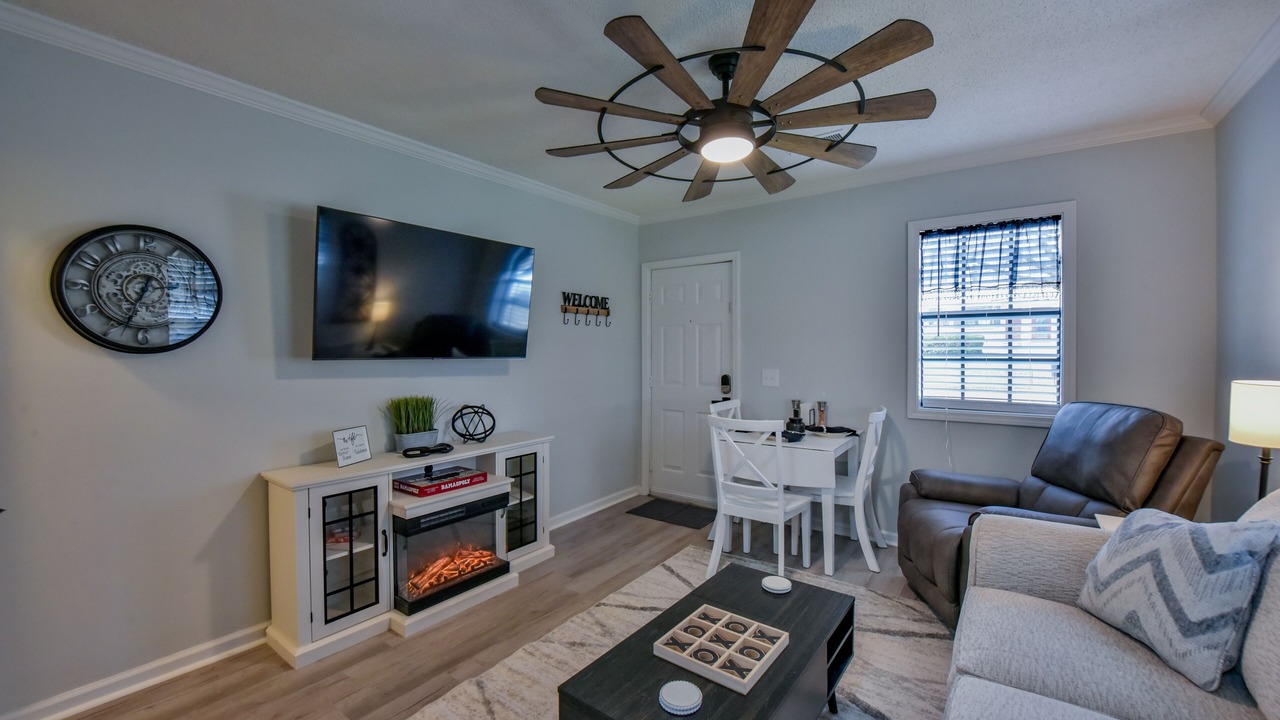Photo of Bedroom in Tuscaloosa