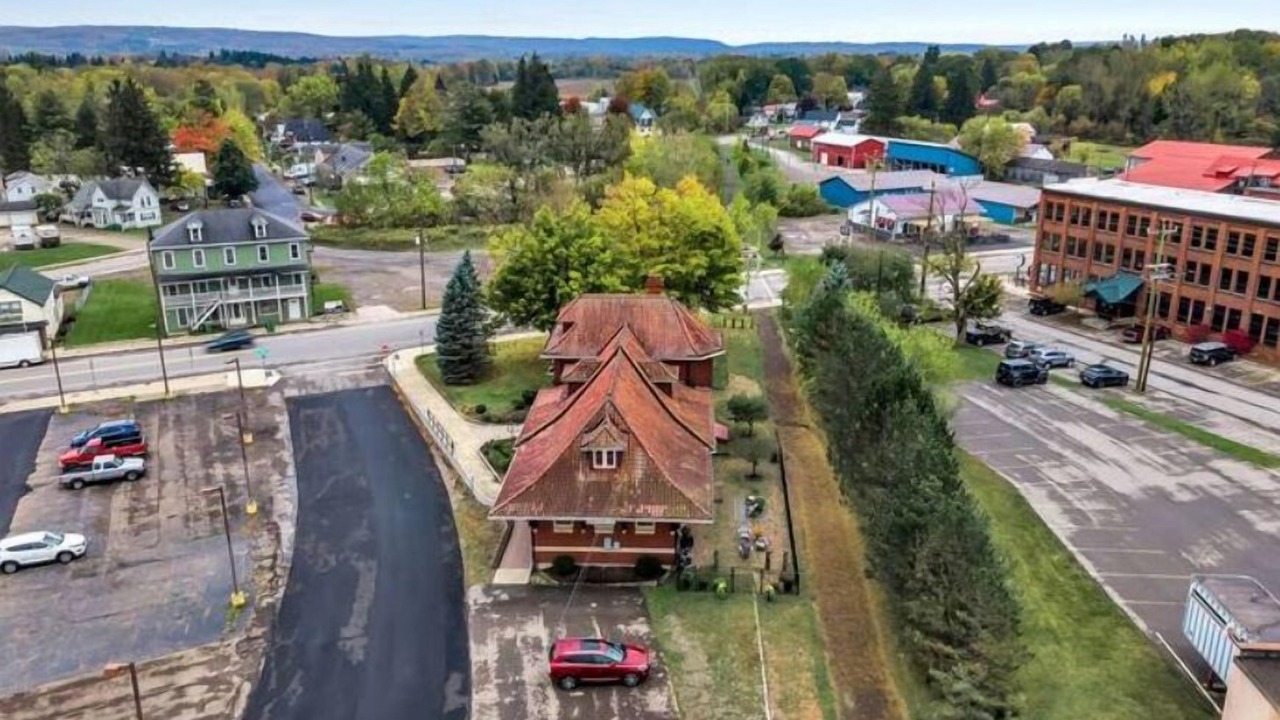 Photo of Outdoor in Springville