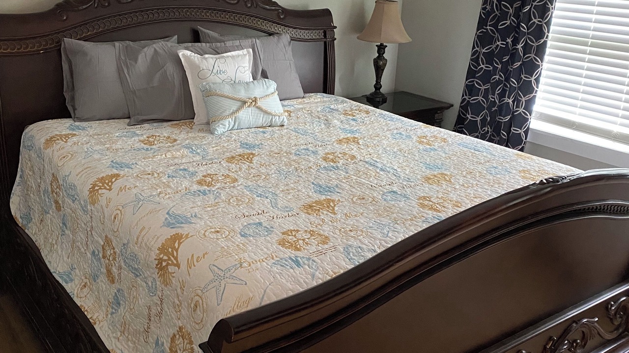 Photo of Bedroom in Ashtabula