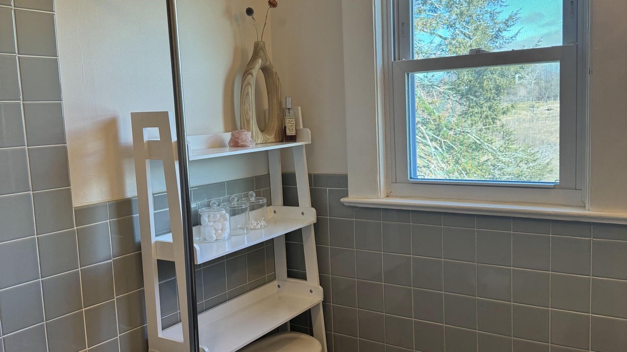 Photo of Bathroom in Milton