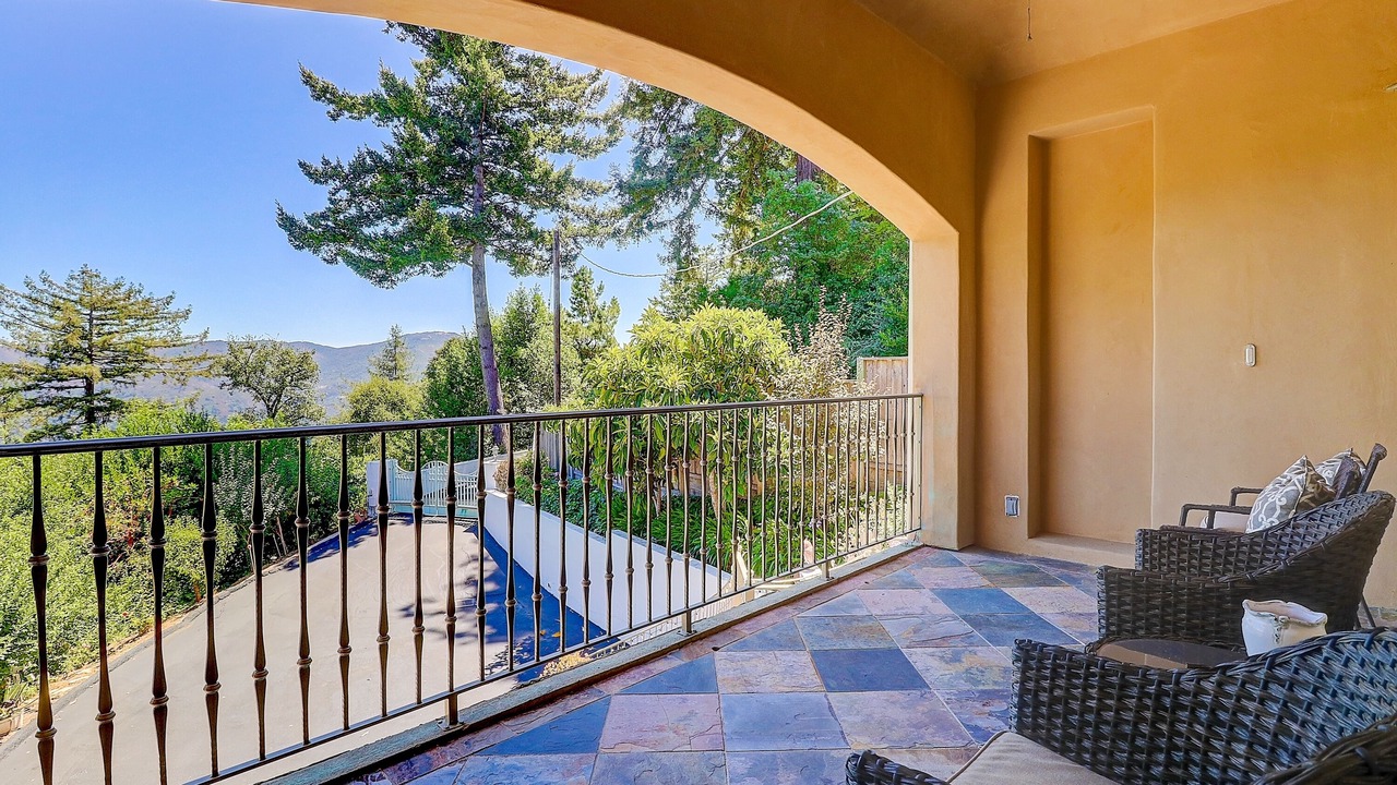 Photo of Patio Balcony in Los Gatos