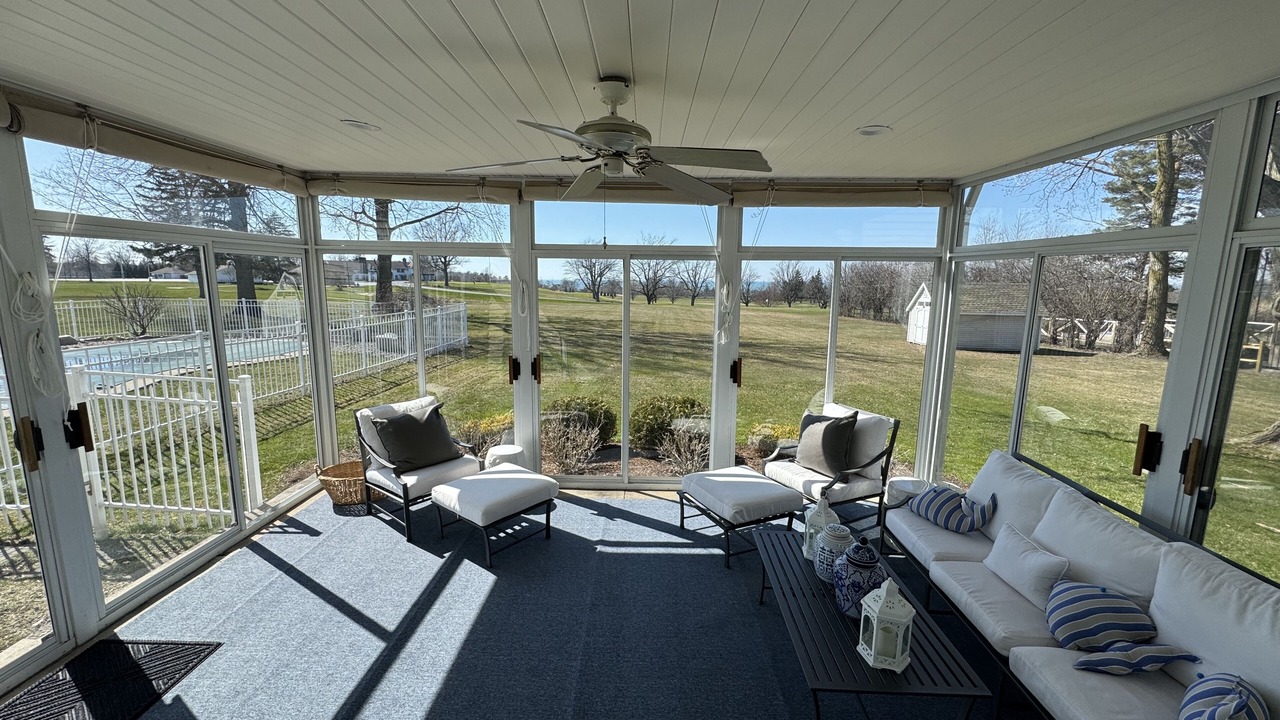 Photo of Livingroom in Athol Springs