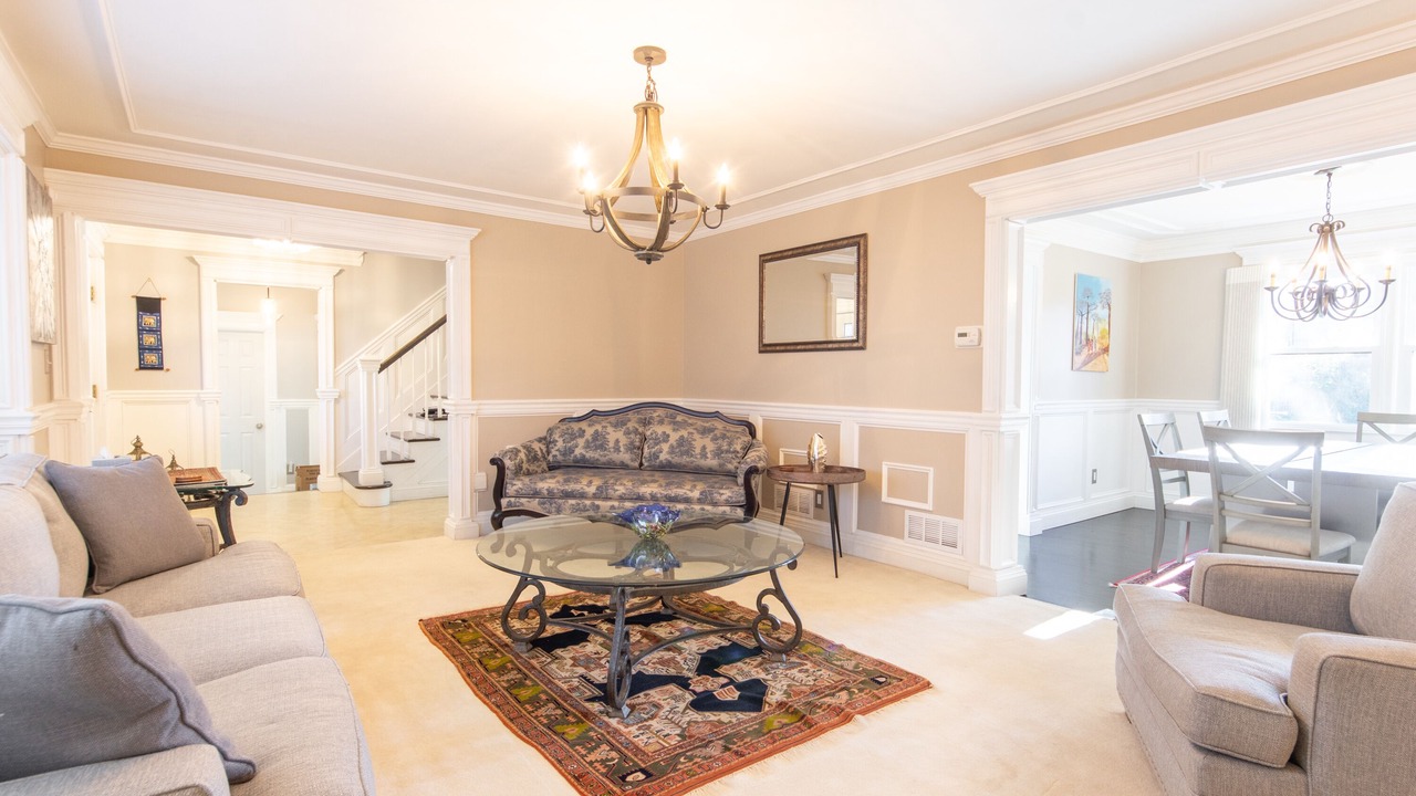 Photo of Livingroom in North Brunswick