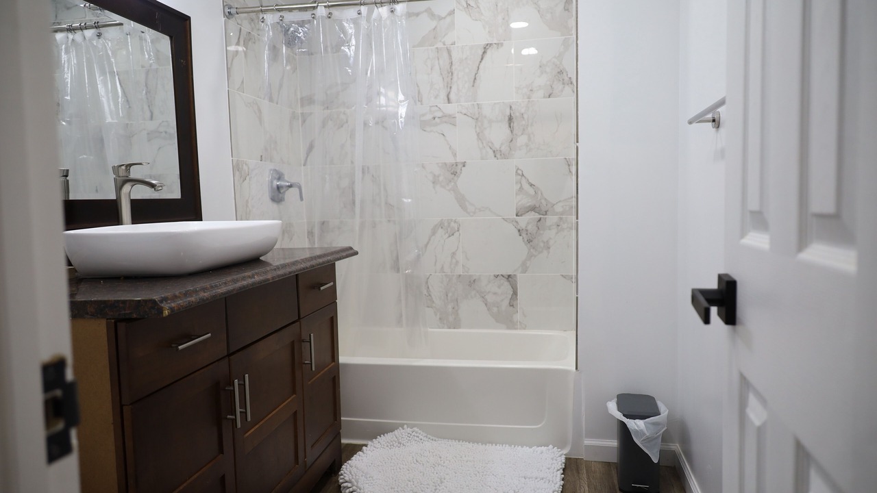 Photo of Bathroom in White Plains